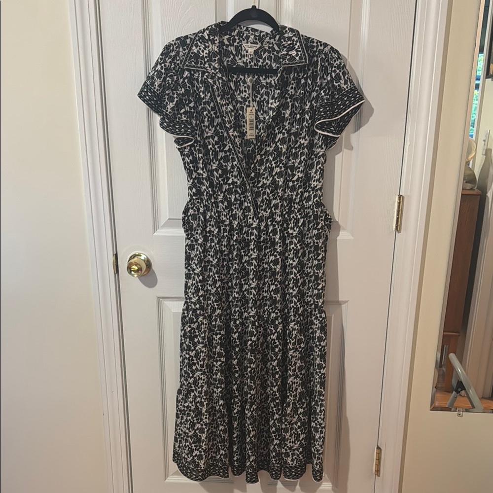 Max Studio Black and White Flutter Sleeve Midi Dress